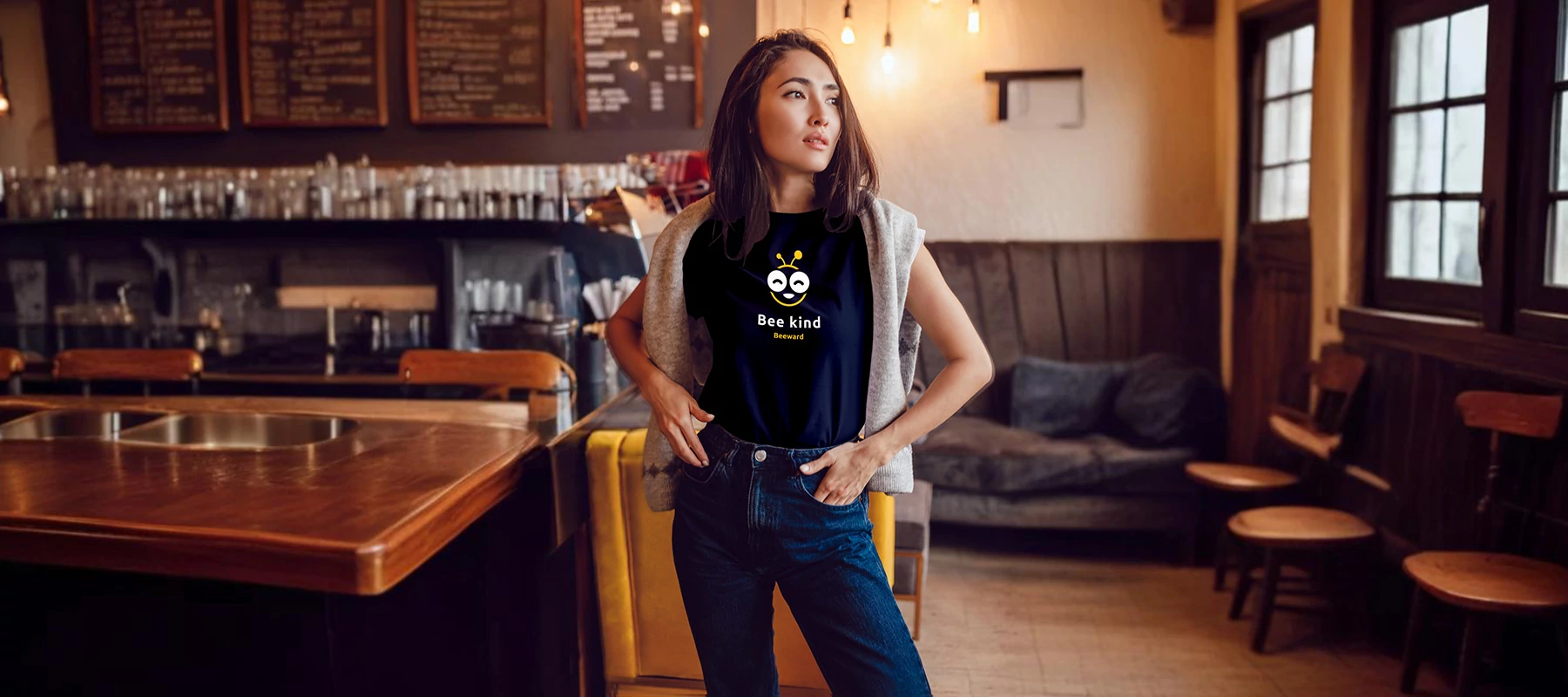 Bee kind női
